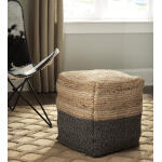 Sweed Valley Pouf