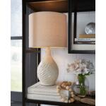 Garinton Table Lamp - Image 3