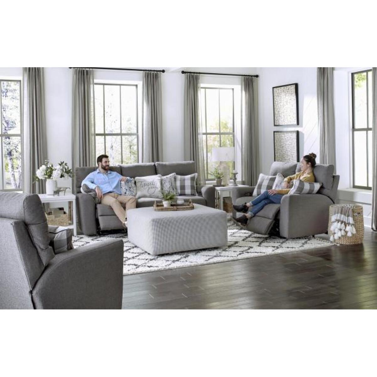 Searsport Power Headrest Recliner Searsport Power Headrest Recliner - Image 1